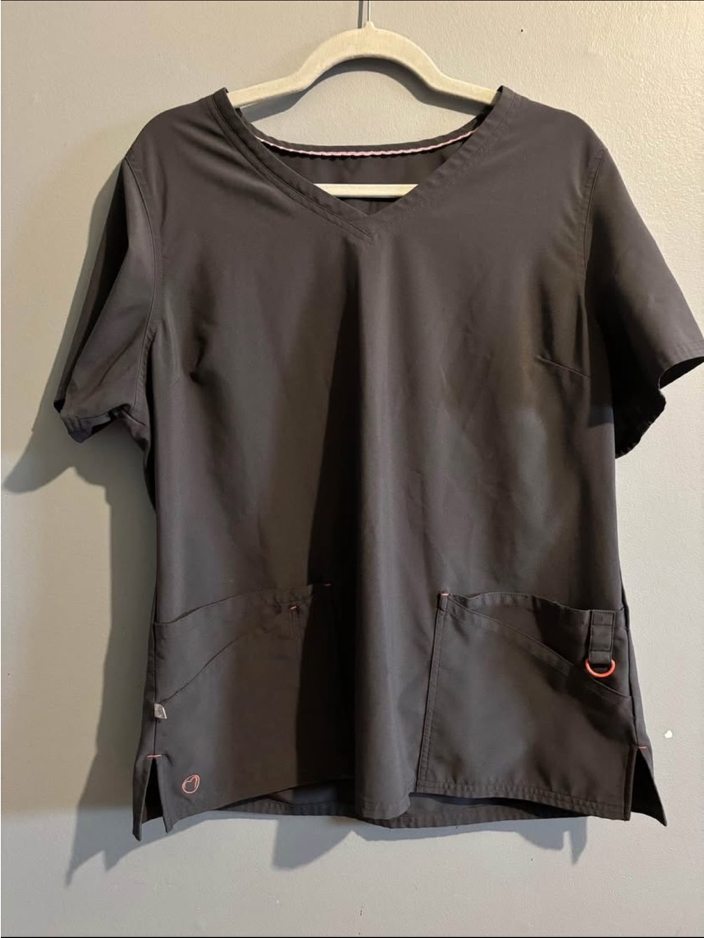 Women's Grey V-Neck Scrub Top - Professional Workwear